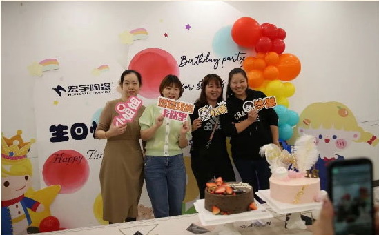 員工生日會 | 與春天約一個“生日Party”